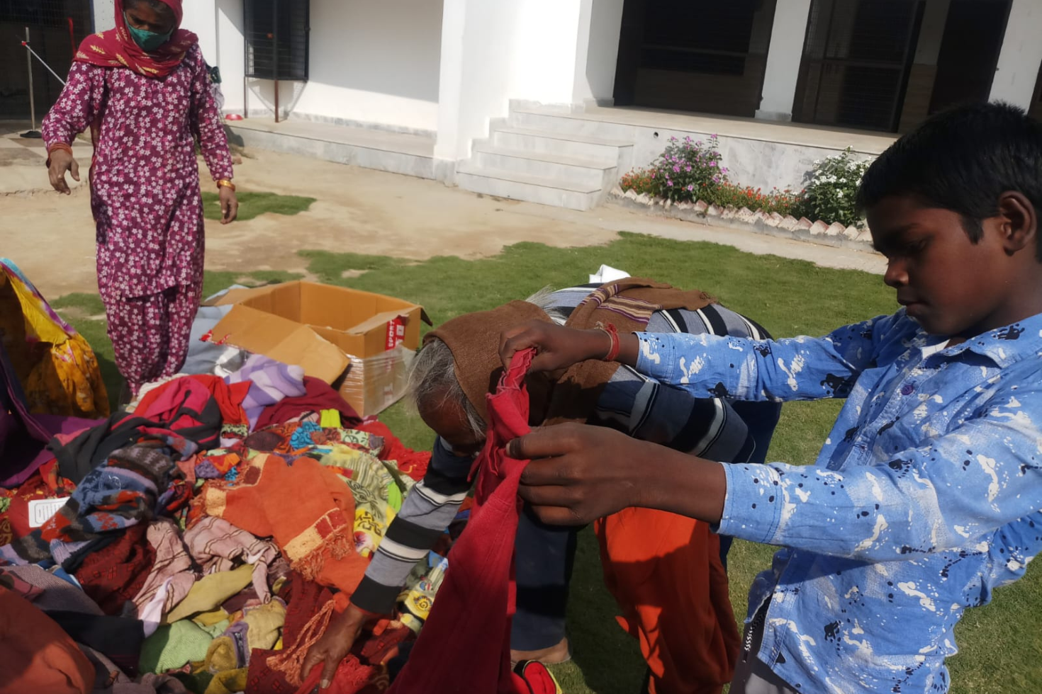 Clothes Distribution