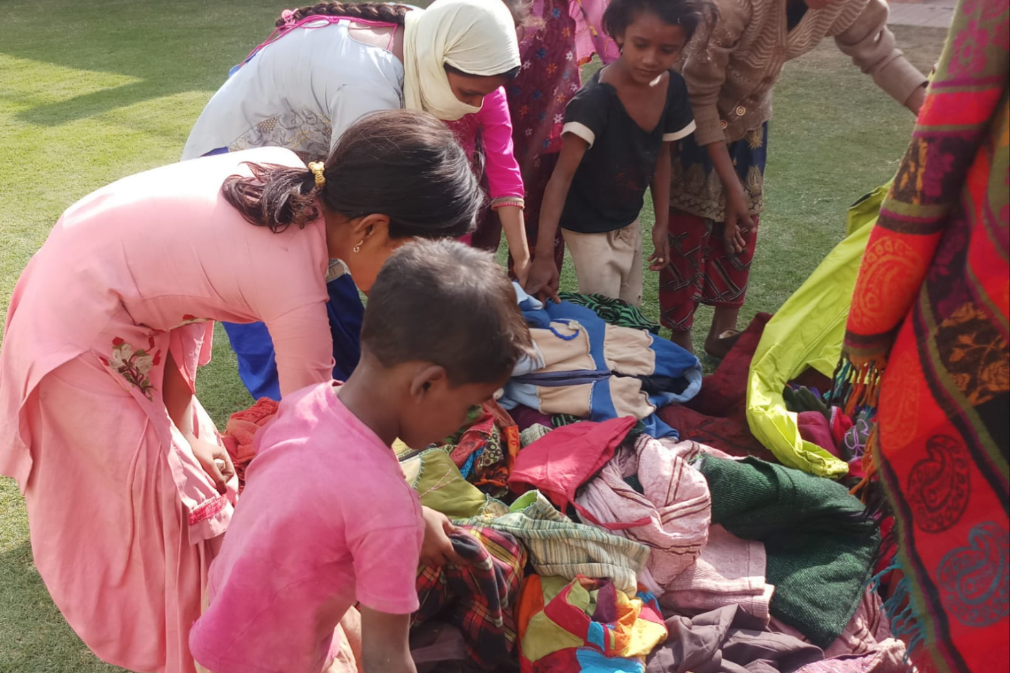 Clothes Distribution
