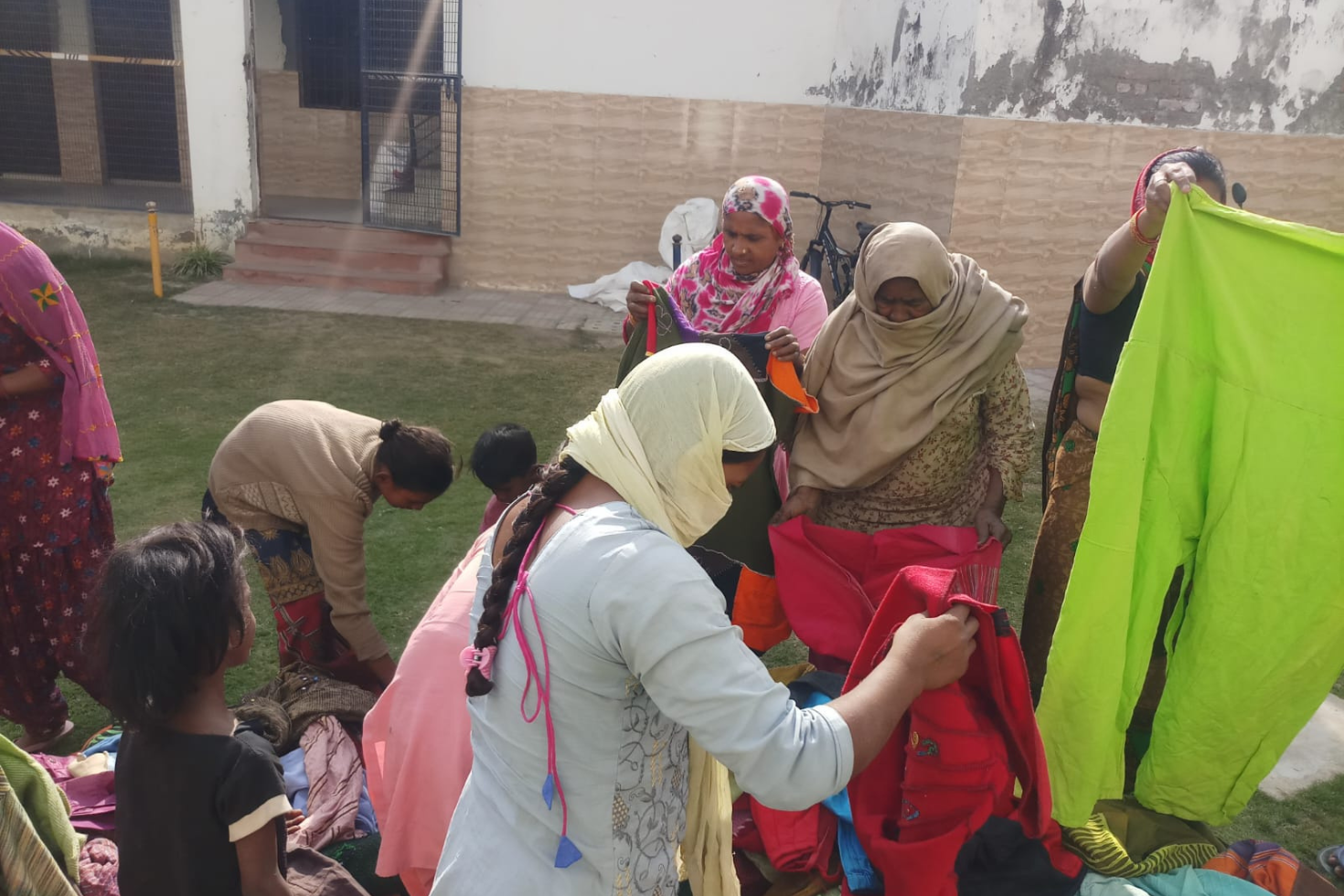 Clothes Distribution